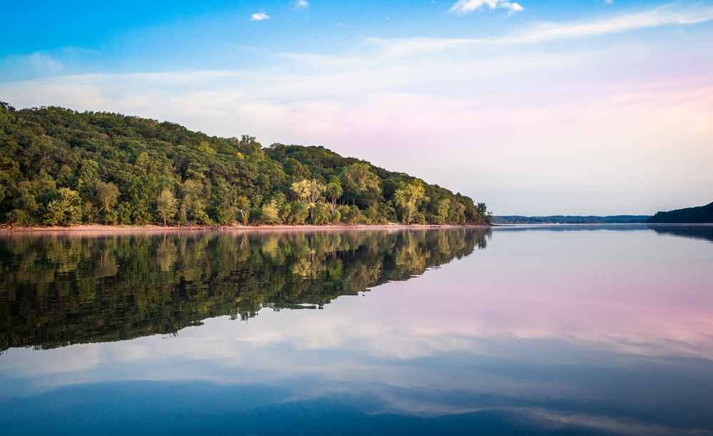 Best Lakes in Wisconsin near baraboo for boating and swimming