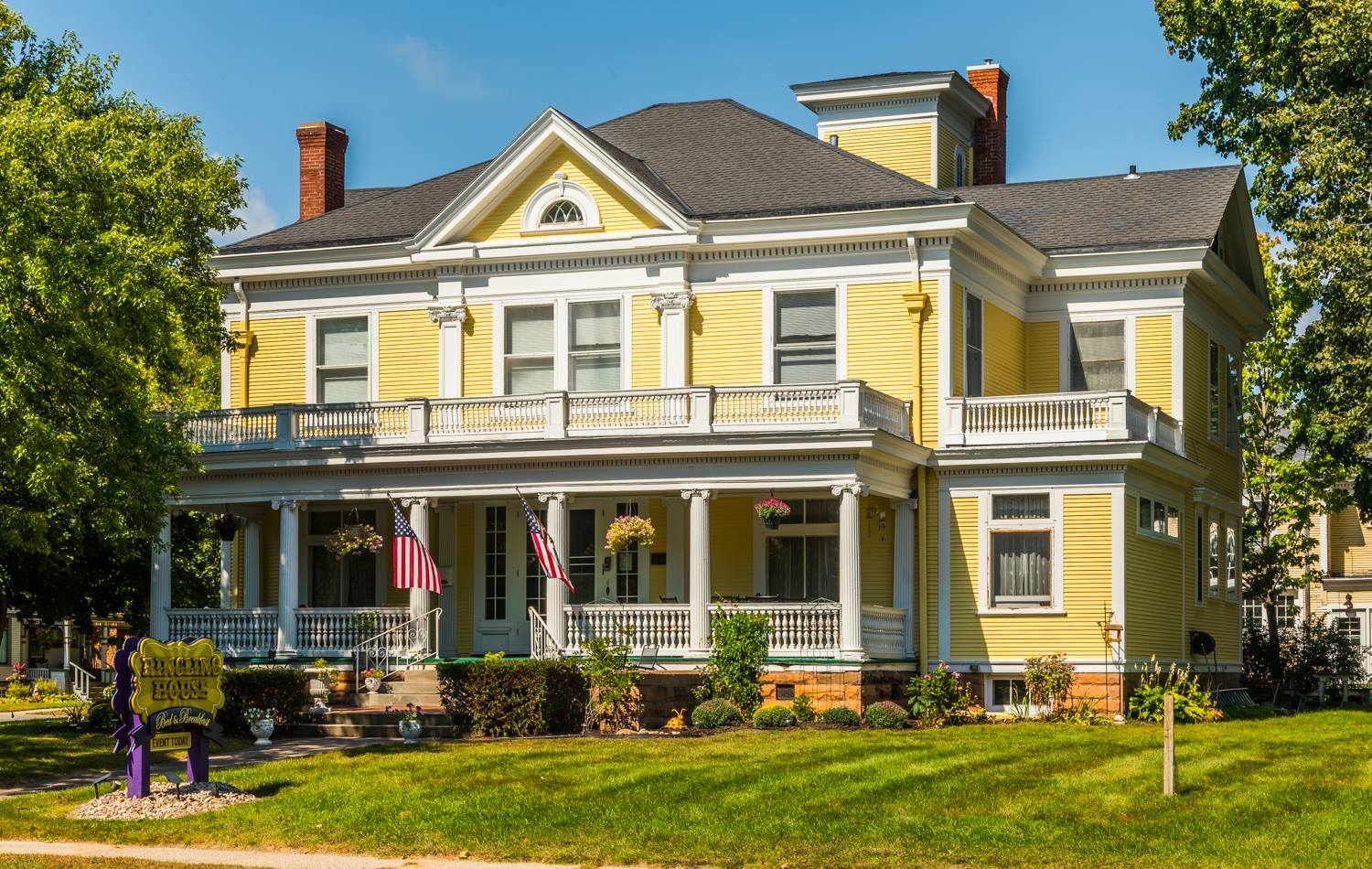 The Best Time to Visit Devils Lake State Park 2 Lodging near Devils Lake State Park at Ringling House